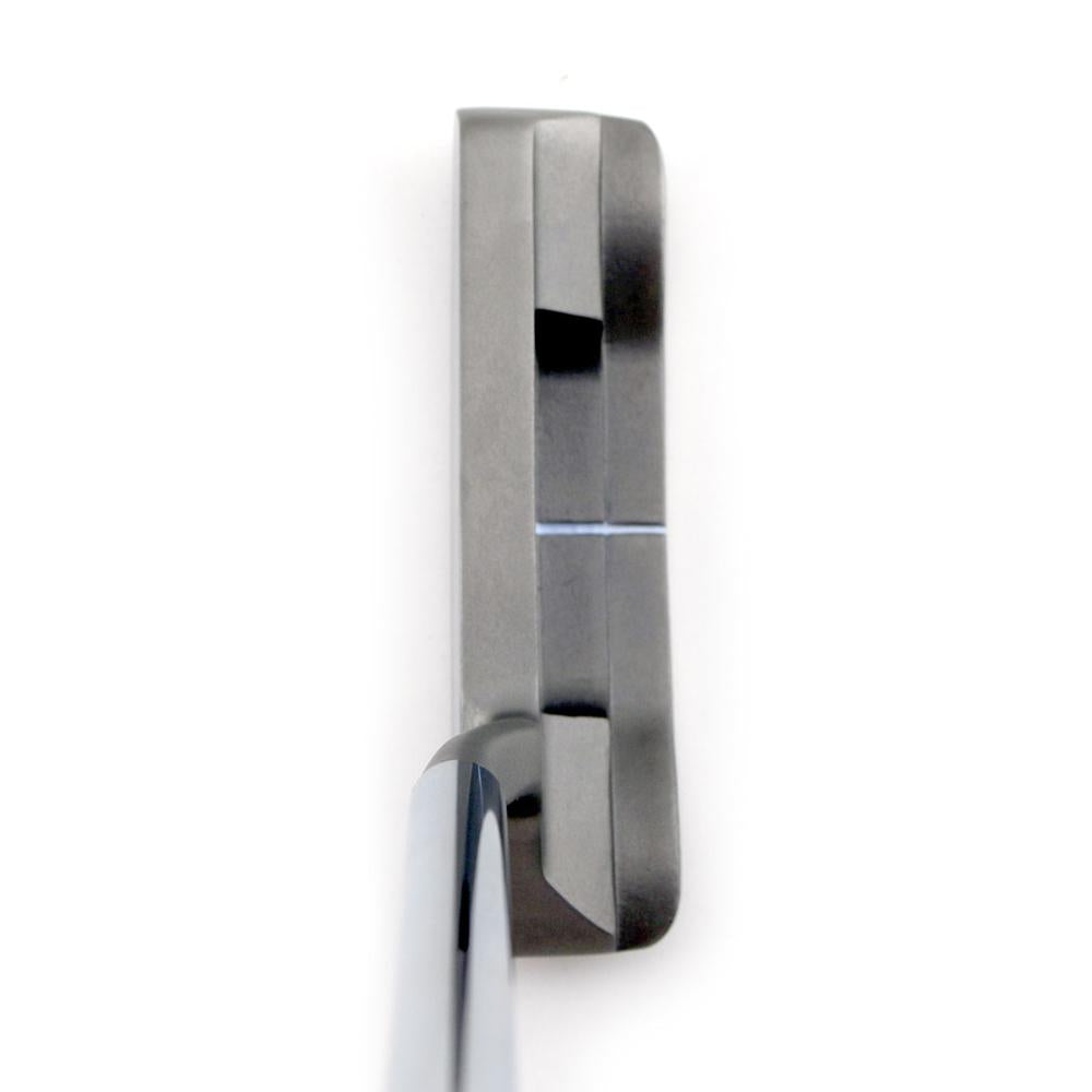 SMT Dead Eye 1 blade putter seen from above at address, with plumber's neck hosel and sight line